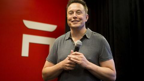 Solcellepaneler og lagringsteknologi fra Tesla skal brukes til bitcoinutvinning med fornybar energi i Texas. Nyheten ble annonsert under bitcoin 2022 i Miami. Bildet av Tesla-eier Elon Musk er tatt ved en tidligere anledning.
