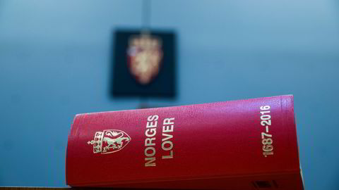 Antall tingretter er redusert fra 60 til 23, og antallet jordskifteretter fra 34 til 19 i den nye domstolsreformen.