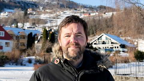 Hans Petter Thorbjørnsen (Ap) er ordfører i Ulvik kommune, som er kraftig smitta av koronavirus.