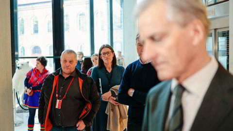 Reineier fra Fosen, Terje Haugen (til venstre) ble invitert av statsminister Jonas Gahr Støre til et frokostmøte sist fredag. Der beklaget Støre menneskerettighetsbrudd mot samene. Det utløste en beklagelse fra Haugen.