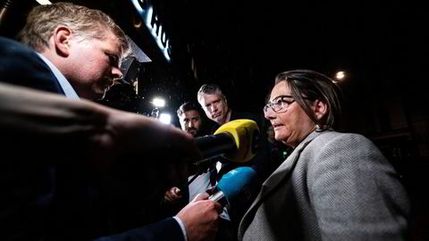 SAS' forhandlingsleder Marianne Hernæs møtte mediene etter midnatt natt til onsdag, da det ble klart at meglingen med pilotene vil fortsette, med ny frist om tre dager.