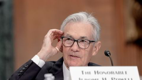 Federal Reserve-sjef Jerome Powell møter pressen etter en rentebeslutning klokken 20.