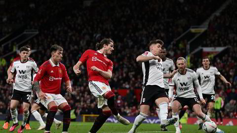 Fotballklubben Manchester United er i spill. Her fyrer Marcel Sabitzer av under en cupkamp mot Fulham sist helg.