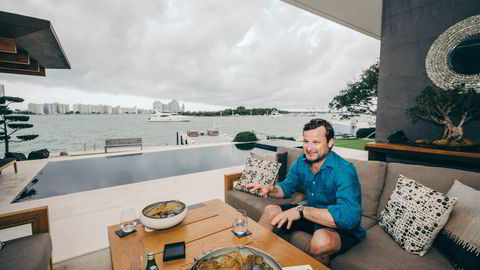 Strandlinje på Miami Beach og utsikt over Biscayne-bukten er formodentlig attraktive kvaliteter ved Are Traasdahls over 600 kvadratmeter store villa.
