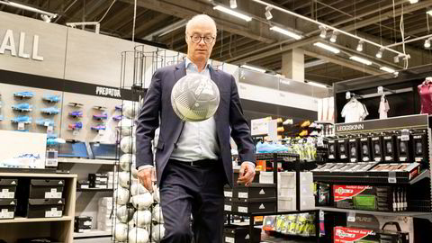 Pål Wibe har hatt flere baller i luften siden han forlot jobben som XXL-sjef. Nå er han styrevervsgrossist og er ny styrelever i danske Whiteaway.