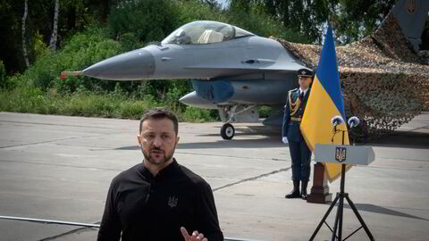 President Volodymyr Zelenskyj mottok de første vestlige F-16 kampfly i august. Russland har undervurdert Vestens vilje til å støtte Ukraina.