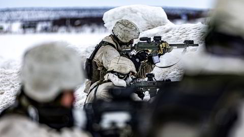 Grensekrysning av styrker fra Norge, Sverige og Finland på grensen mellom Nord-Finland og Finnmark. Grensekrysningen skjedde som en del av øvelse Nordic Response 24.