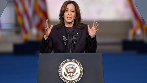 USAs visepresident Kamala Harris kommenterte valgnederlaget 11 timer etter at Associated Press utropte Donald Trump som valgvinner.