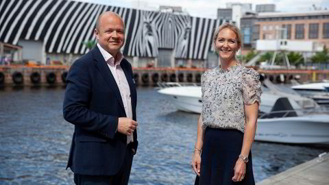 Investeringsdirektør Christian Dahl og bærekraftssjef Hilde Nordbø fra Handelsbanken.