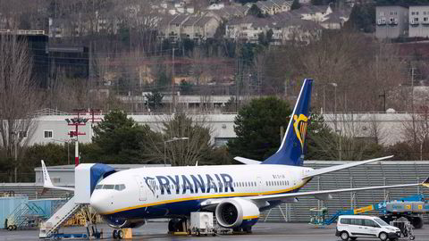 Ryanair er blant flyselskapene som er berørt av leveringsforsinkelser. Her er en Boeing 737-8AS på flyprodusentens fabrikk i Renton utenfor Seattle.