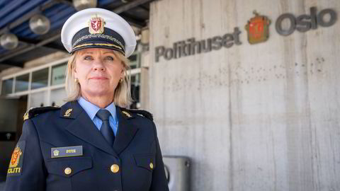 Politimesteren i Oslo, Ida Melbo Øystese, fortjener ros for å erkjenne ansvar og sette i verk tiltak. Nå må øverste ansvarlige myndigheter følge etter, skriver artikkelforfatterne.
