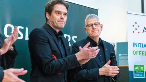 Bent Skisaker (til venstre) og Karl Johan Lier på børsnoteringsdagen for Autostore i 2021. Nå er begge ferdige i selskapet.