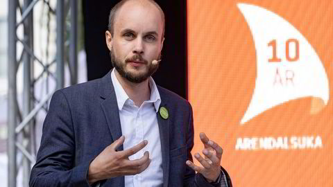 - MDG har vært soleklare på at turbinene må rives og området tilbakeføres. Dette er et spørsmål om ukrenkelige menneskerettigheter og verdien av natur, ikke hva som er lønnsomt, sier partisekretær Torkil Vederhus i MDG.