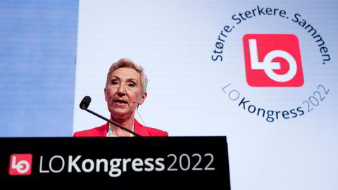 I sin åpningstale kom LO-leder Peggy Hessen Følsvik med oppfordring om å ta SV inn i regjering.