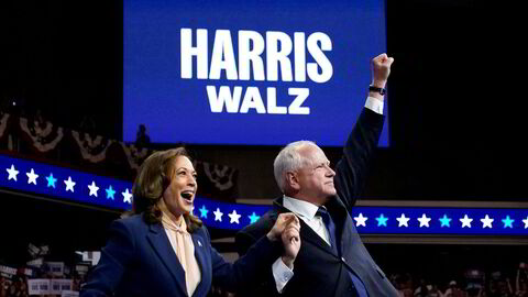 Visepresident Kamala Harris er Demokratenes presidentkandidat til valget. På sitt første valgkampmøte tirsdag hadde hun med seg sin visepresidentkandidat Tim Walz.