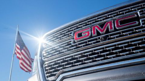General Motors er nå størst i USA, her ved selskapets enorme pickup GMC.