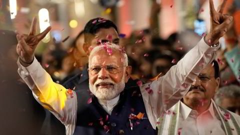 Statsminister Narendra Modi erklærte valgseier tirsdag, men partiet hans fikk ikke rent flertall i nasjonalforsamlingen. Partiet BJP fikk 240 mandater i nasjonalforsamlingen, en nedgang fra de 303 de fikk ved forrige valg for fem år siden.
