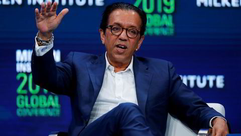 Rajeev Misra bygde opp Vision-fondene i Softbank. Nå trekker han seg.