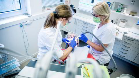 Det er blitt mer konkurranse blant tannlegene om pasientene, med et påfølgende press på prisene.
