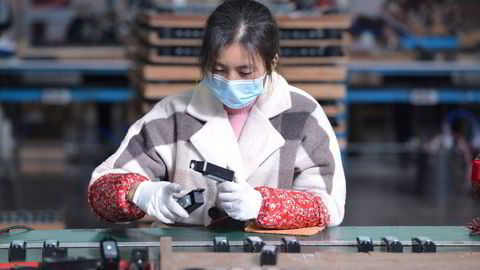 Aktiviteten ved asiatiske fabrikker har vært stabil i november. Her fra en kinesisk fabrikk som produserer høyttalere i Fuyang fra denne uken.
