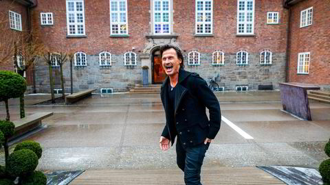 Petter Stordalens Strawberry starter nå et partnerskap med Starwood Capital, verdens ledende hotellinvestor. Her Stordalen utenfor hovedkontoret i Bygdøy allé i Oslo i januar 2021.