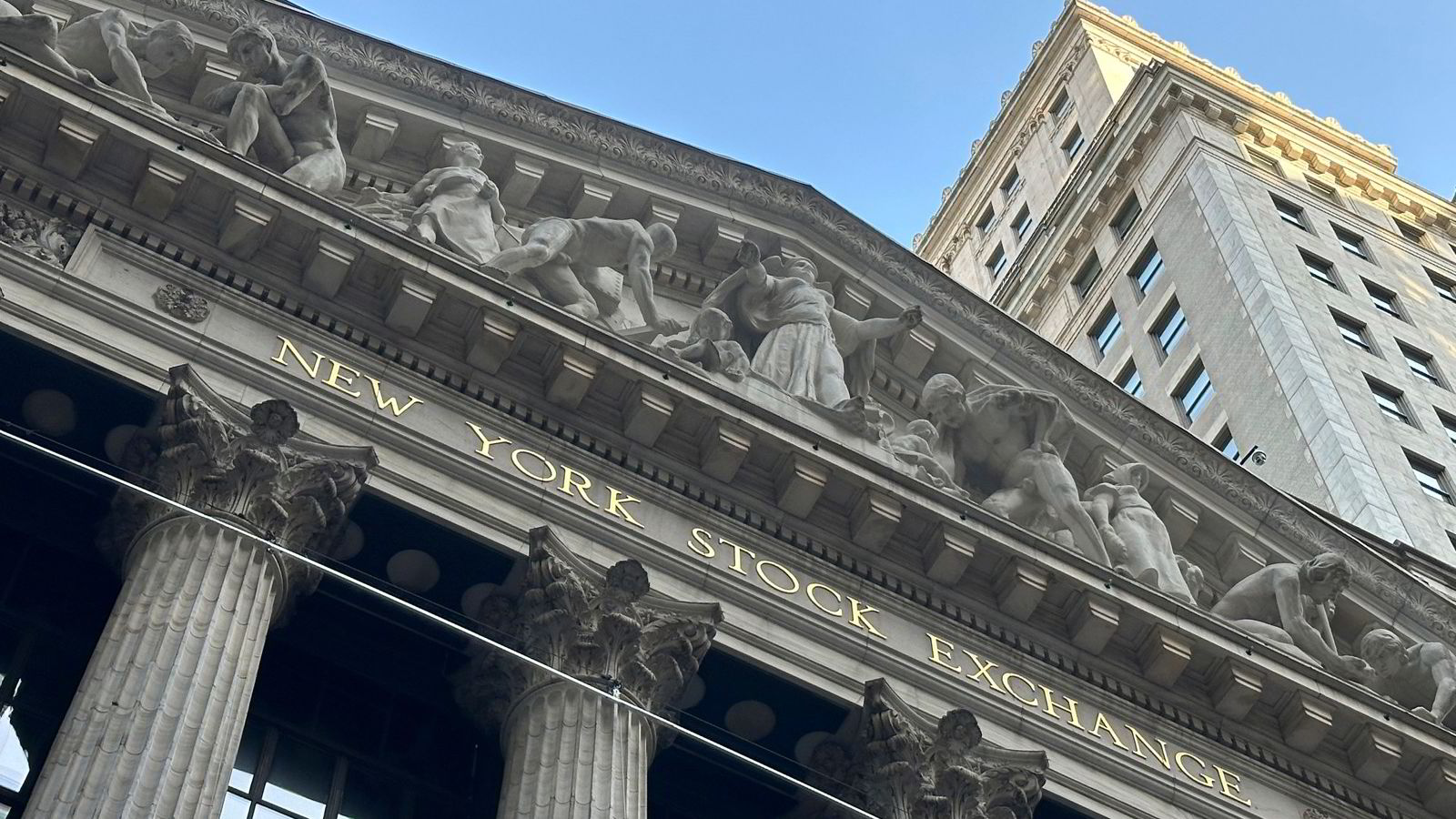Små bevegelser på Wall Street før Fed-referat og Nvidia-tall
