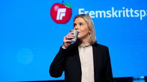 Avtroppende partileder Siv Jensen har pekt på nåværende nestleder Sylvi Listhaug som sin arvtaker.