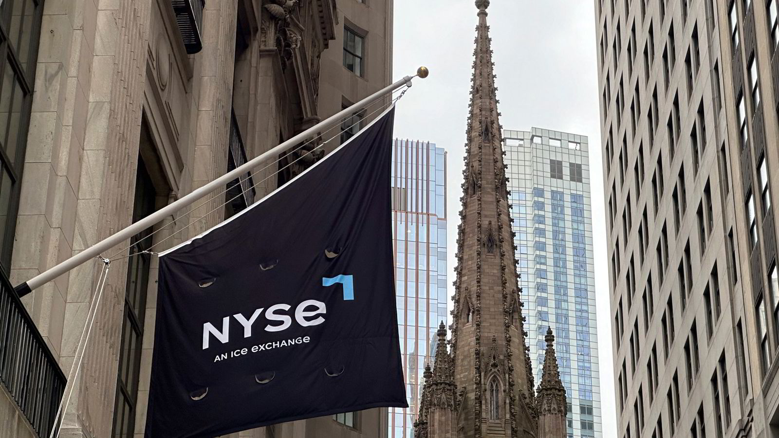Bredt børsfall på Wall Street – Nvidia kraftig opp