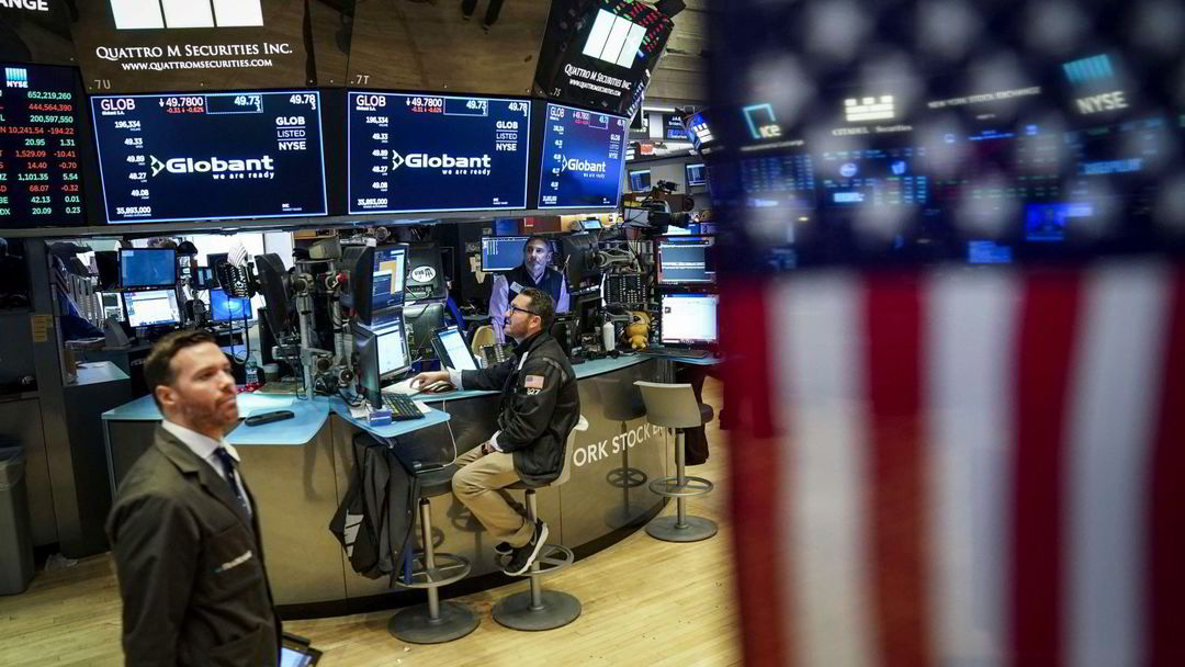 Ampio calo di Wall Street: Nasdaq in calo di oltre l’1%.