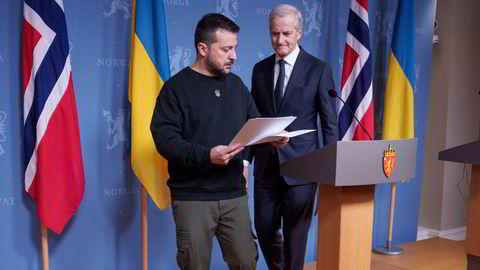 President Volodymyr Zelenskyj ga onsdag Norge og statsminister Jonas Gahr Støre ros for å lede an.