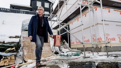 Arve Noreng var medgründer i hytteprodusenten Leve Hytter på Øyer og Hafjell for mer enn ti år siden og solgte til oppkjøpsfondet Altor. I dag leder han Altors hyttekonsern Faun Gruppen.