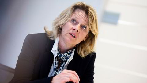BI-professor Hilde Bjørnland mener regjeringen mangler en plan for kutt i oljepengebruken.