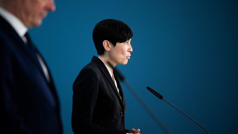 Utenriksminister Ine Eriksen Søreide (H) og forsvarsminister Frank Bakke-Jensen (H) forteller om hovedtrekkene i tilleggsavtale om forsvarssamarbeid med USA før helgen.