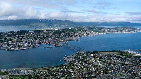 Nordlysturismen presser prisene til stadig nye rekorder i Tromsø. I februar hadde hotellene her fire ganger høyere inntekt per tilgjengelige rom enn i Bergen.