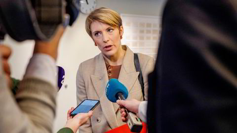 SVs Kari Elisabeth Kaski sier at Jens Stoltenberg ikke bør få jobben som sentralbanksjef.