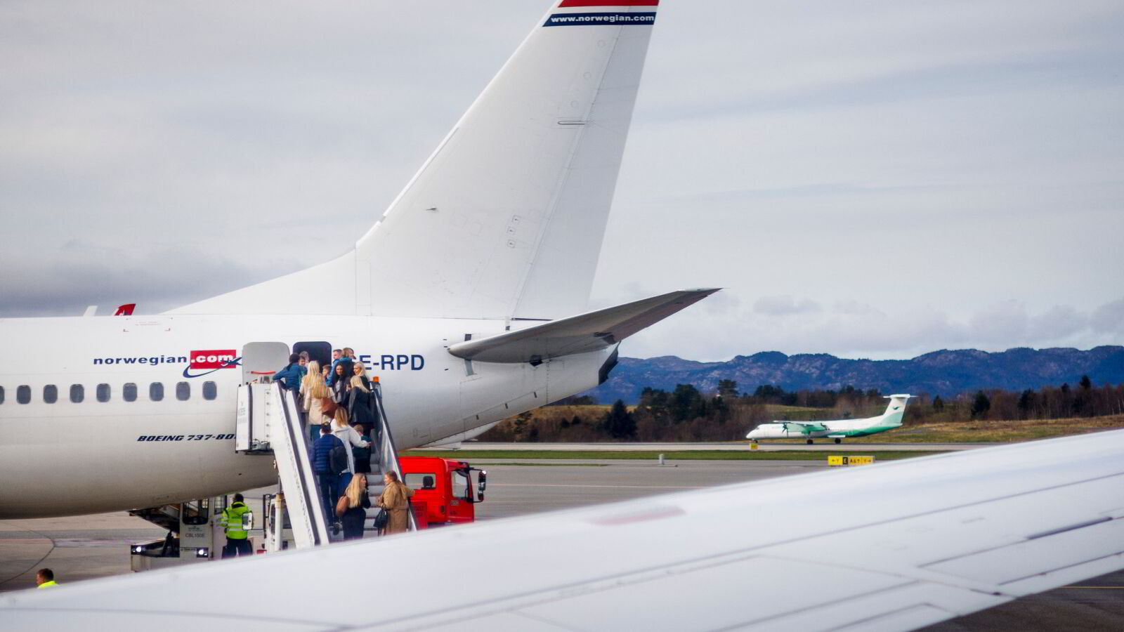 Norwegian fløy 2,6 millioner passasjerer i juni – nedjusterer resultatforventning