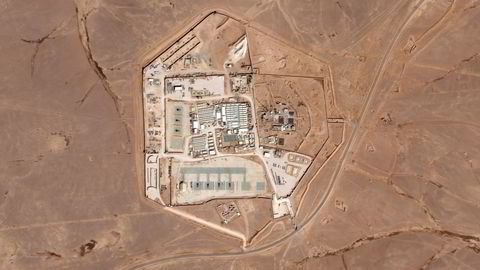 Satellittbildet viser den amerikanske militærbasen kjent som Tower 22 i Jordan. Tre amerikanske soldater ble drept i et droneangrep på søndag og over 30 er såret. USA skylder på Iran-støttede grupper.