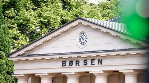 Hovedindeksen på Oslo Børs faller tirsdag ettermiddag.
