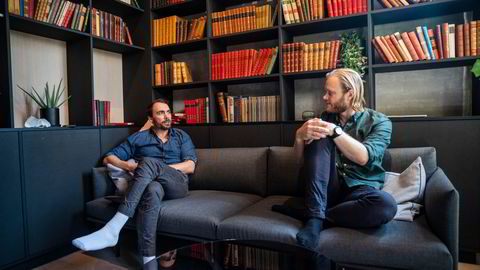 Remarkable-gründer Magnus Wanberg (til høyre) og finansdirektør Jeremy Gerst er i ferd med å vokse seg ut av villaen på Grünerløkka etter den voldsomme veksten.