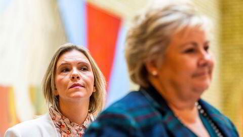 Det er valg i 2025. Kan FrP-leder Sylvi Listhaug seile opp som statsmisnister fremfor Høyre-leder Erna Solberg om den blå siden vinner valget?