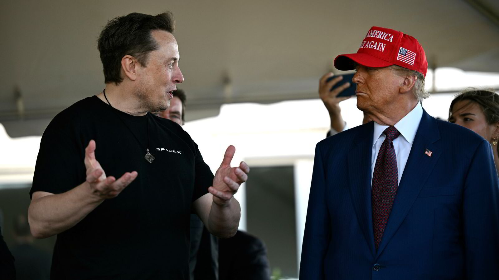 Musk brukte over 2,7 mrd. kroner for å få Trump valgt