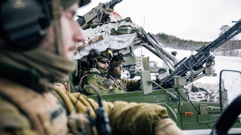 Innsatsstyrkesoldater fra multitroppen i Innsatsstyrke Claymore under vinterøvelsen Joint Viking 2023.