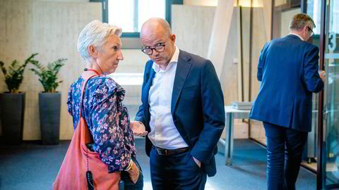 LO-leder Peggy Hessen Følsvik og NHO-direktør Ole Erik Almlid starter årets lønnsoppgjør mandag.