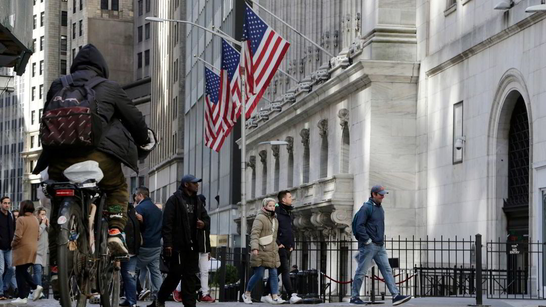 Bank stocks fell sharply on Wall Street