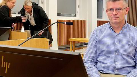 Professor Snorre Lindset vitner onsdag i saken der en mann er tiltalt for underslag av nærmere 75 millioner kroner fra Sparebank 1 Midt-Norge.