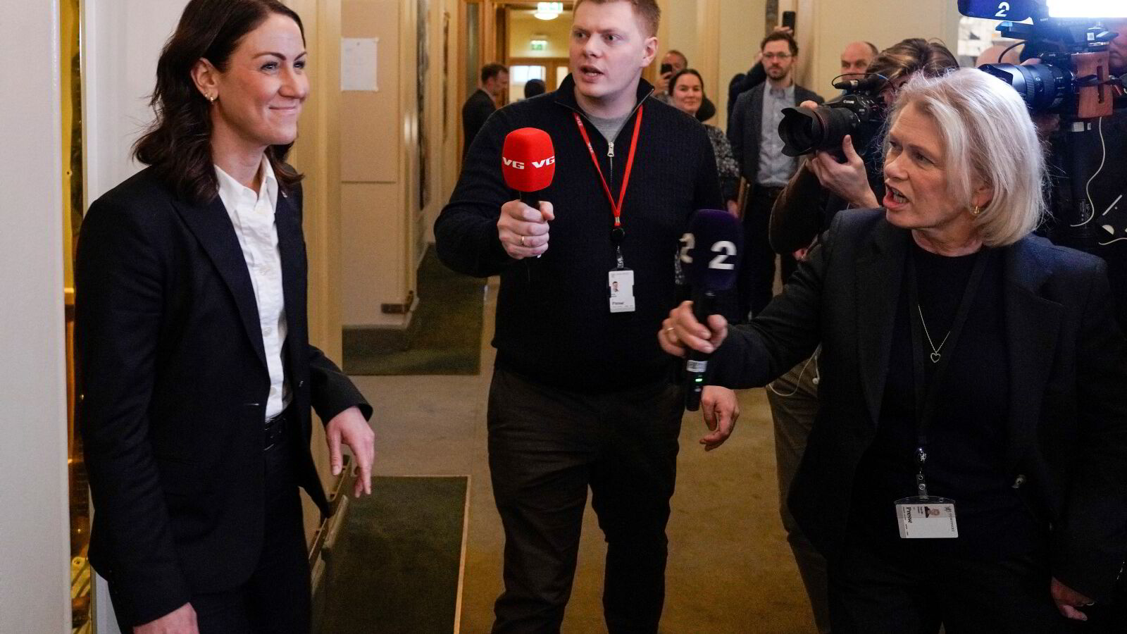 Krisemøte i partiledelsen mandag kveld – partidekret sendt ut