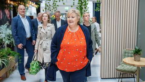 Statsminister Erna Solberg besøkte tirsdag ammoniakkselskapet Horisont Energi i Sandnes sammen med olje- og energiminister Tina Bru (H) og næringsminister Iselin Nybø (V).