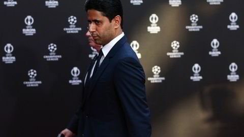 PSG-president Nasser al-Khelaifi snuser på Tottenham.