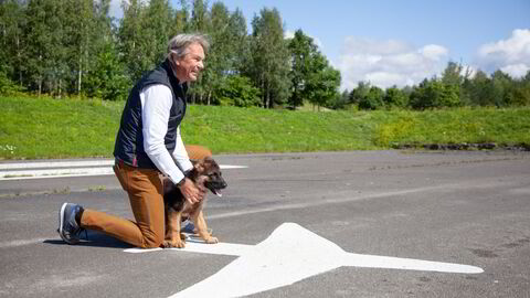 Per G. Braathen sier pandemien har rammet hans reiselivskonsern så hardt at han ikke selv akkurat nå har hatt rom for å bidra med de 200 millionene som det svenske AMF-konsernet går inn med i flyselskapet BRA.