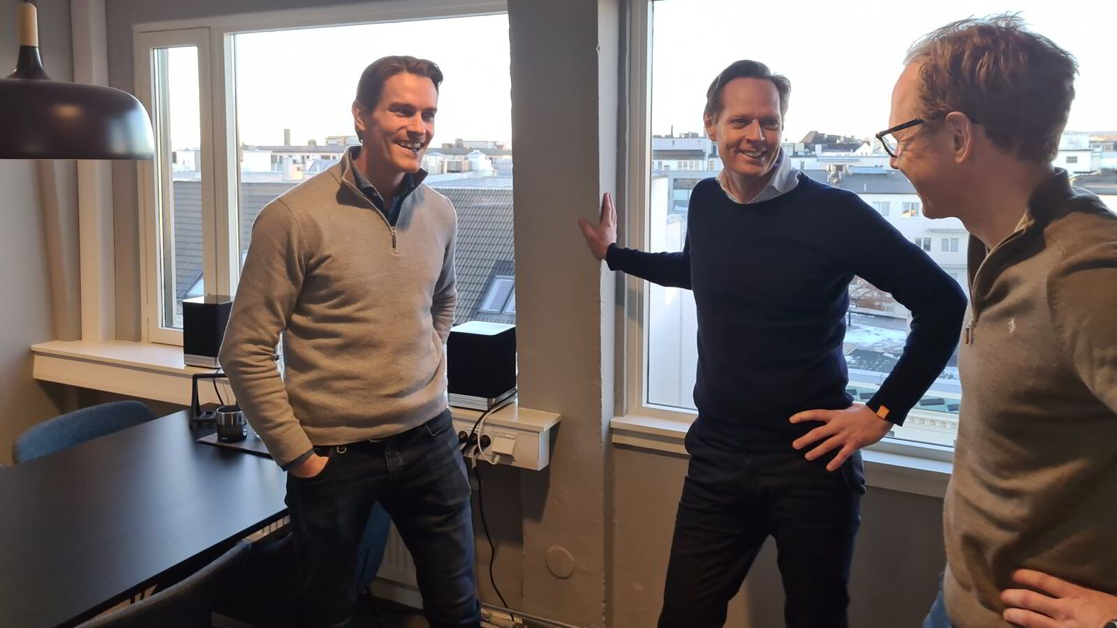 Har fem milliarder i lånemarkedet – nå trekker Hawk i bremsen og skal nedbetale gjeld